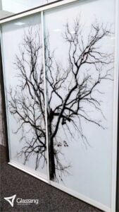 drzwi przesuwne na wymiar wzór drzewo