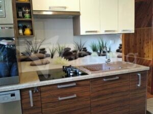 panel szklany do kuchni - wzór 3d trawy