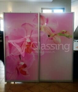 Szafy -galeria realizacji drzwi do szaf przesuwnych z wypełnieniem z paneli szklanych i luster