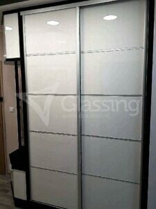 drzwi szklane do szafy przesuwnej z grafiką na szkle