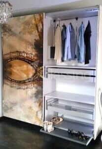 Szafy -galeria realizacji drzwi do szaf przesuwnych z wypełnieniem z paneli szklanych i luster