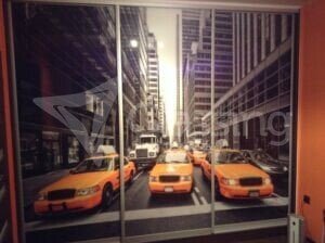 Szafy -galeria realizacji drzwi do szaf przesuwnych z wypełnieniem z paneli szklanych i luster