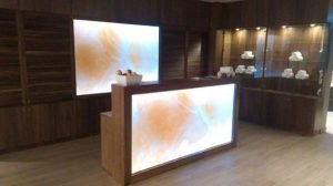 nowoczesne innowacyjne podświetlane panele szklane LED do SPA